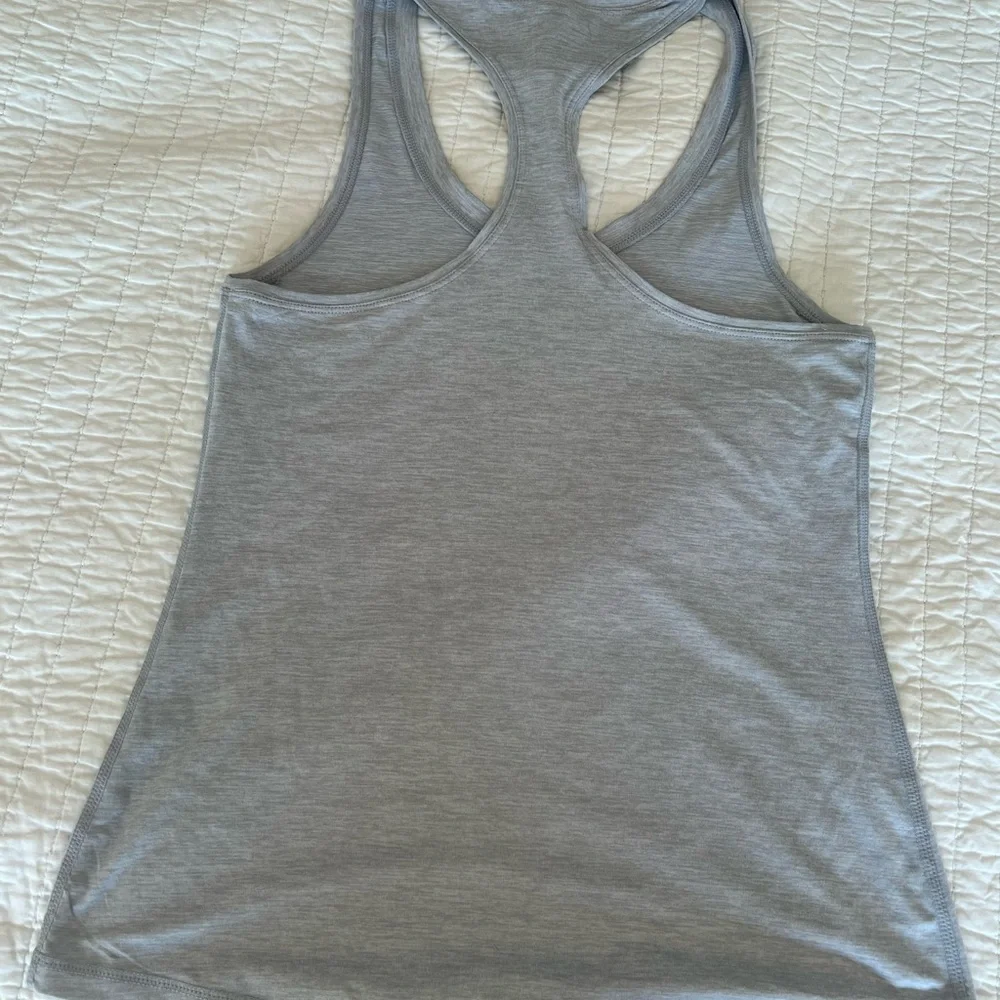 Vuori Light Gray Racerback Tank Top - Picture 4 of 4